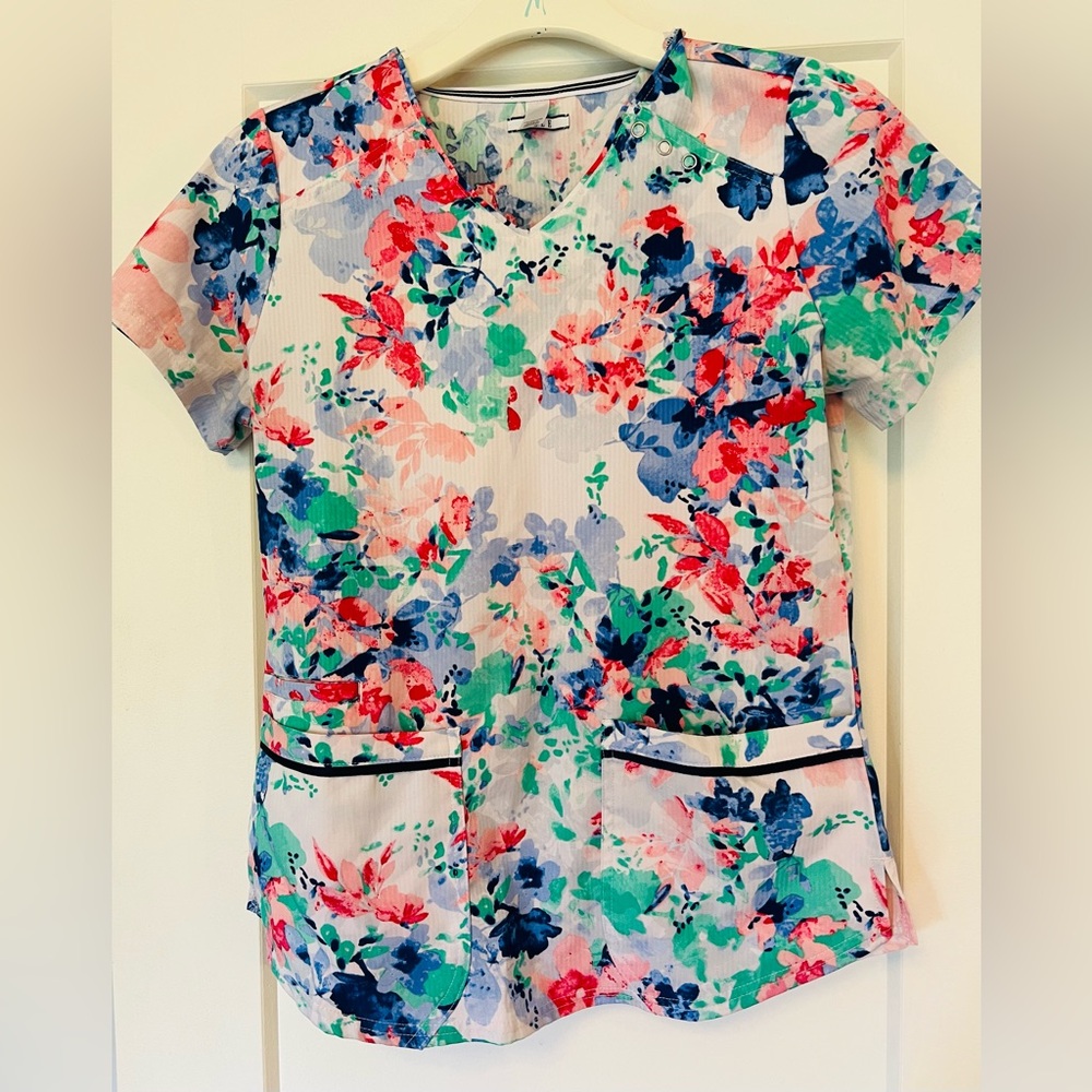 WOMENS ELLE SCRUB TOP